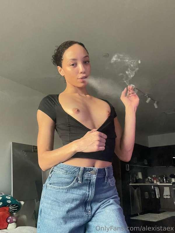 I know you can’t get enough of me 💜😈