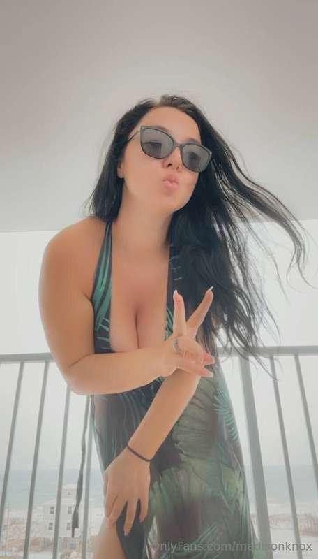 👀 12,600+ PICS & VIDS AWAIT YOU! $3 VIP ACCESS! 👀 @madisonkn..