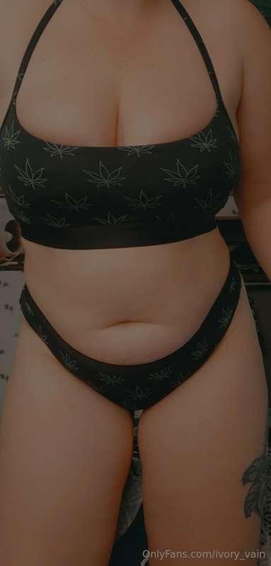 ivory_vain2 image #0