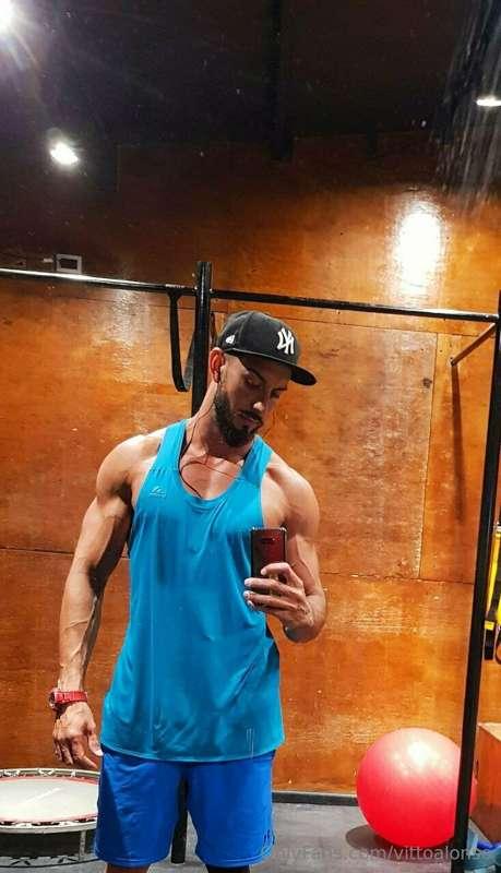 ## @kevintoy @kevintoy @kevintoy 
FREE SUSCRIPTION 😈😈

Just ..