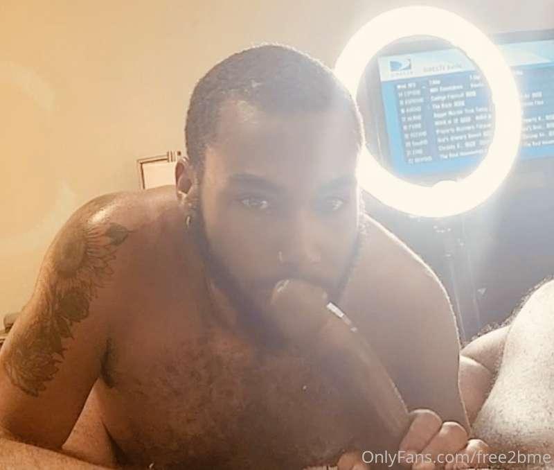 My DICK🍆 looks so fuckin good on @poundcakexxx ’s 💋ips