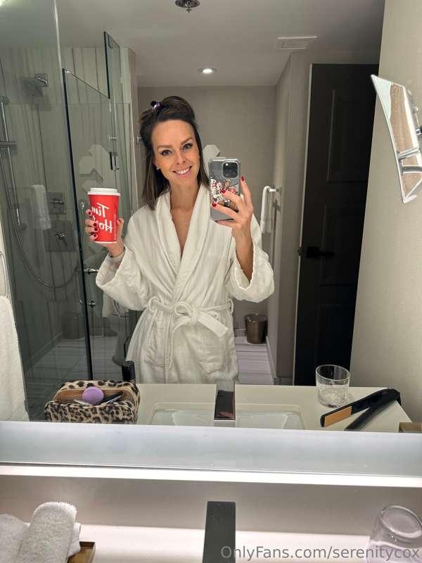 A little caffeine before the fuckery starts 😛😛😛 …filming som..