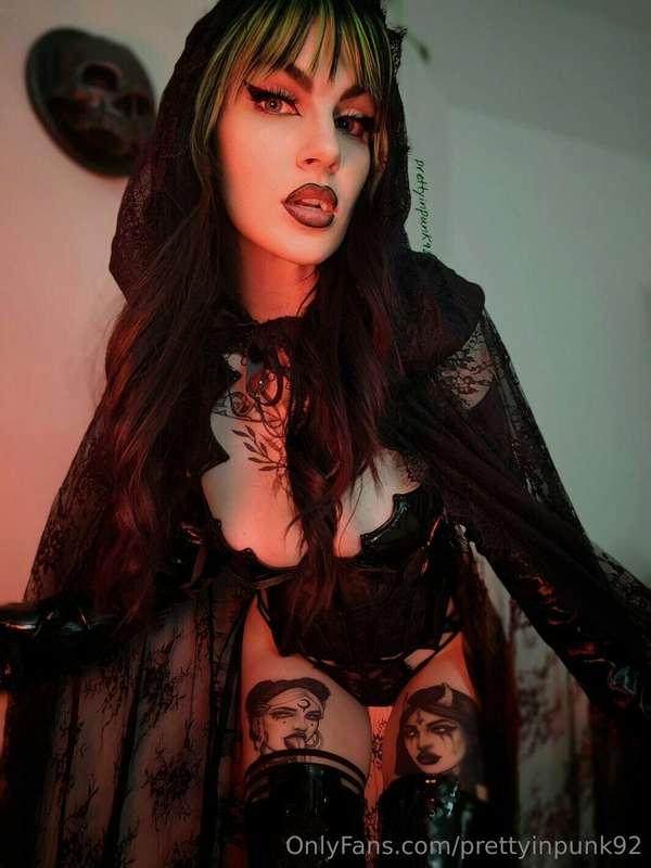 🦇 A vampire may play with her food, but she never sets it fr..