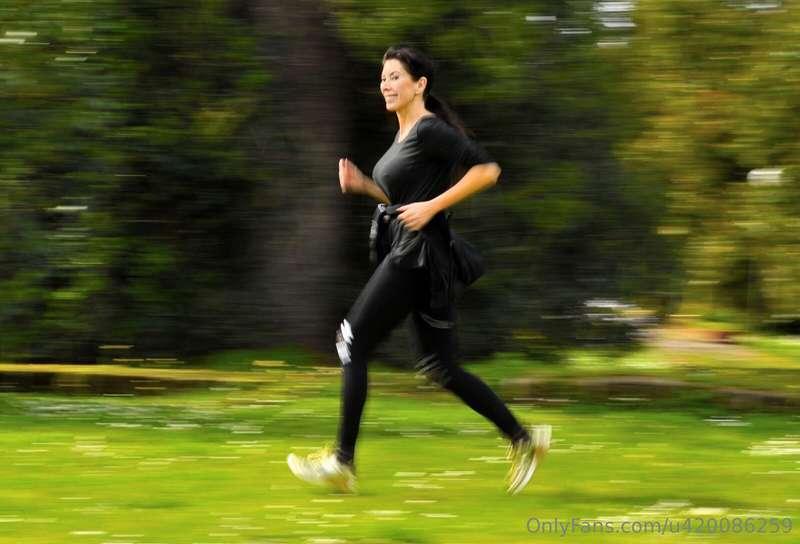 Correre fa bene al corpo e alla mente: migliora la salute ca..
