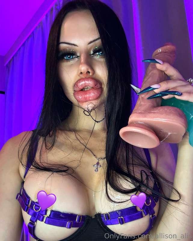 My new BJ vid with 2 dildos💦I sucked so hard that I ruined m..