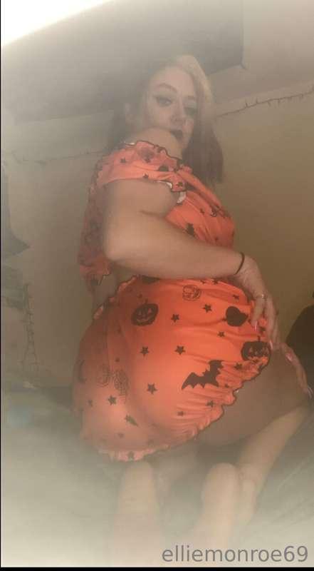 ellie_monroe69 image #0