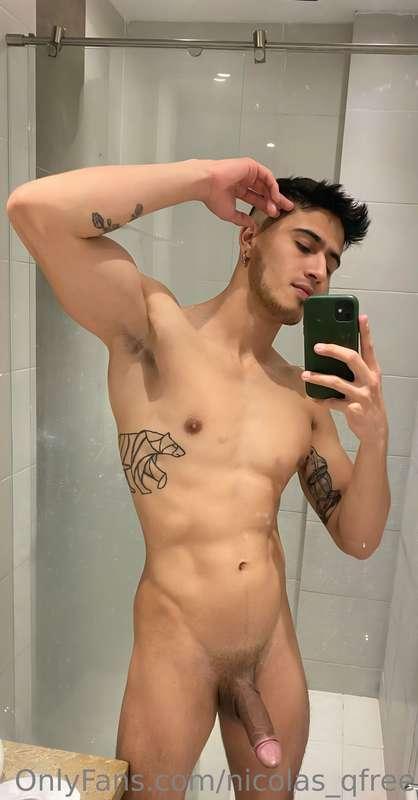 👅