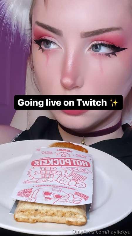 Goin live on twitch & would love some company! 💕 Hope to see..