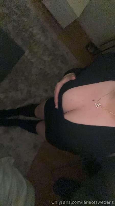 Lägg händerna på mina bröst och kläm 😻