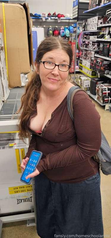 At Walmart yesterday before I met up with a guy in the family restroom. I even tried in a couple pairs of jeans. I don't ever wear jeans but wanted to see how they would look.

#bigass #phatass #public #publicflashing #flashing #ohio #naturaltits #tits #pawg #milf