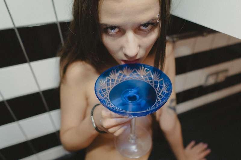 Anastasiiyan blue glass