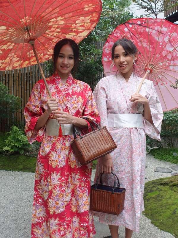 *Like this post now if you have naughty thoughts with them r..