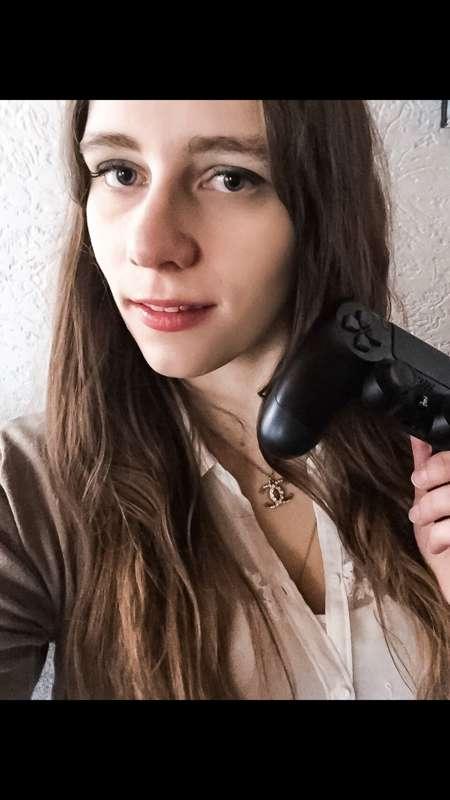 💜🎮Happy Thursday 🎮💜
