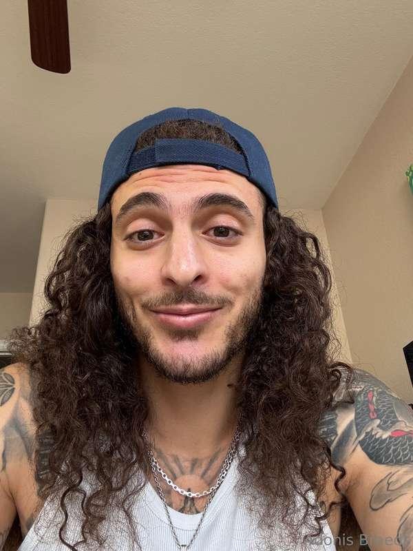 Habibi.. Did you know I surprise my VIP’s with extra videos ..