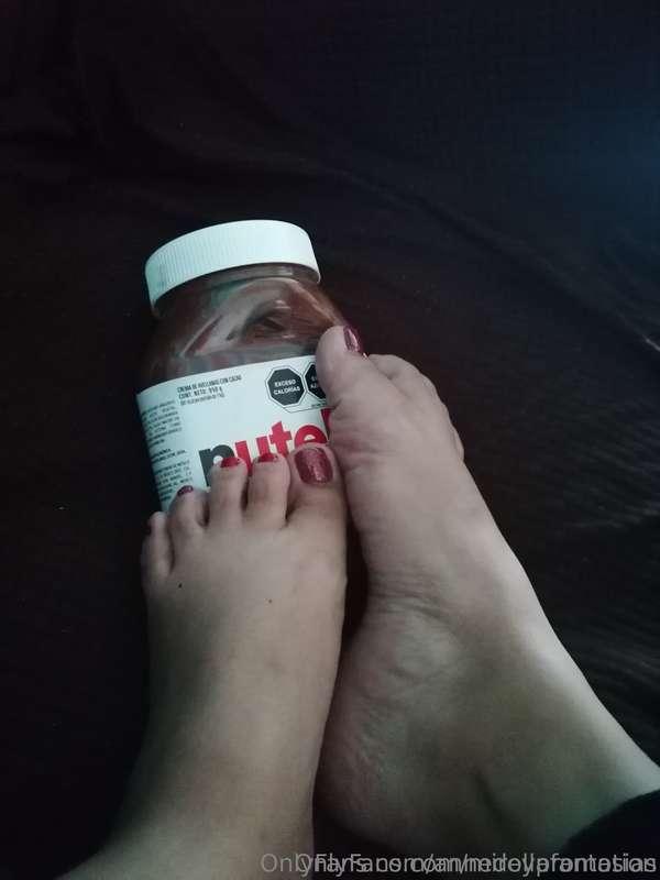 @mireyafantasias  Pide lo que desees mis pies podrán hacer t..