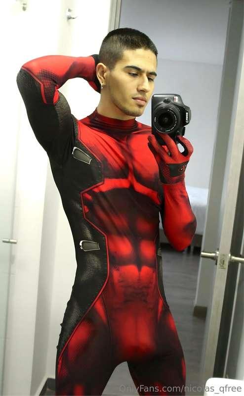 Deathpool @nicolas_q9