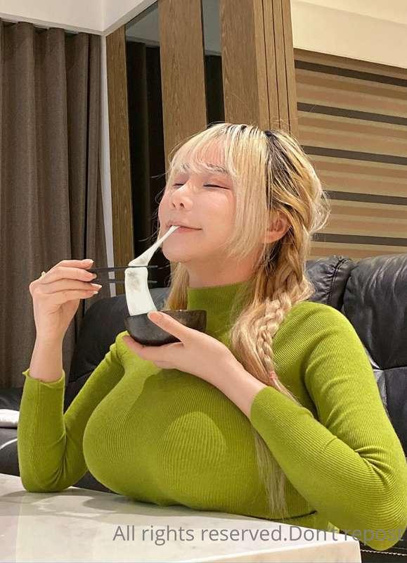 Morning💖
I love this pic so much, you?
來送本週的桌面啦～ 喜歡嗎💕