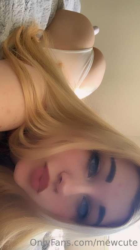 can i get a kiss daddy? 😍