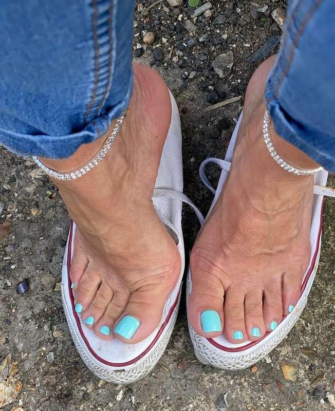 pretty_feet_39 image #1