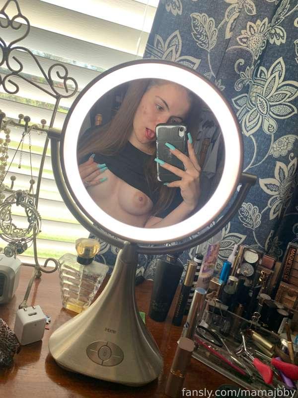 ryliefoxx image #2