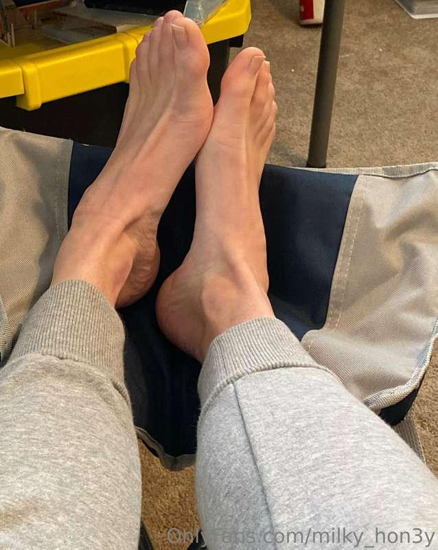 Bald & all natural hands and toes. . Rarely are my toes and ..