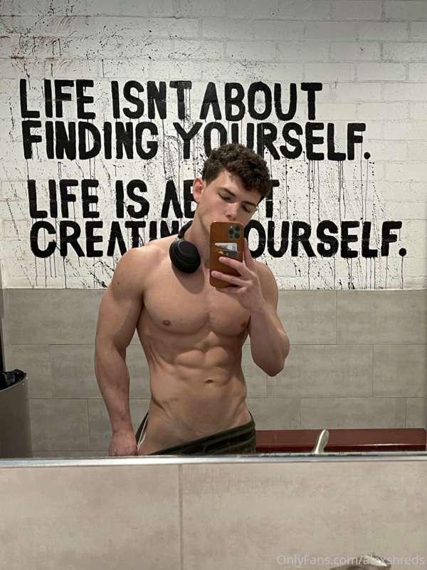 Breaking out the gym to start the week.