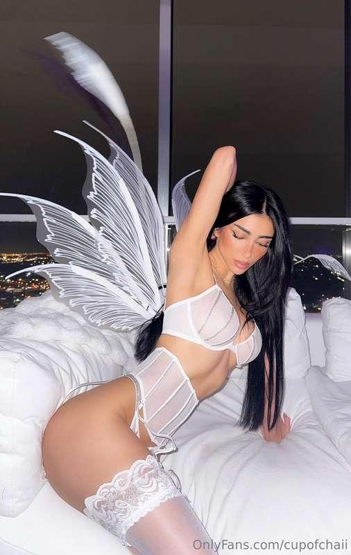 I hope I show up in your dreams tonight ❤️