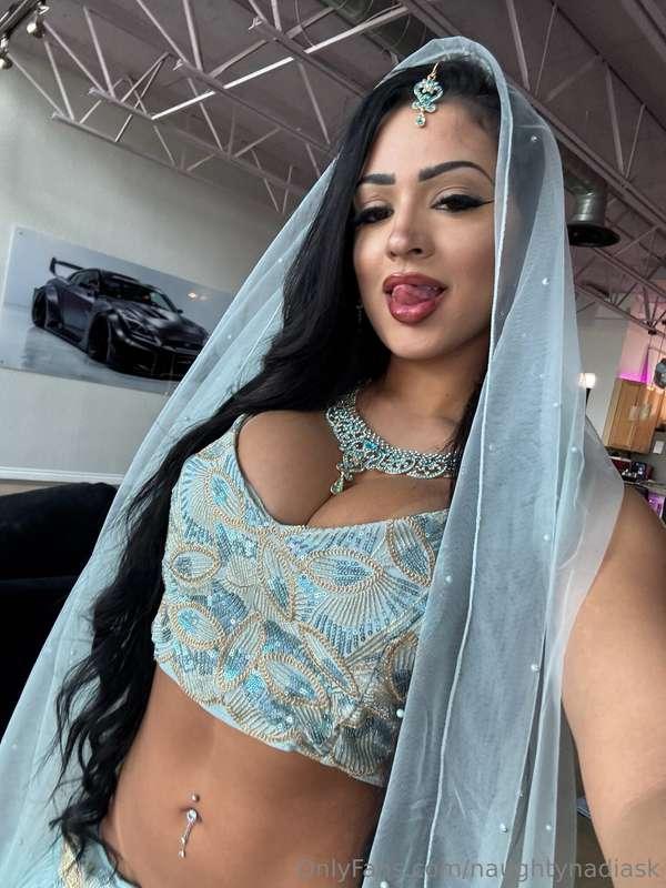 sooooooo u like my new look?? 😇😇🧕🏼