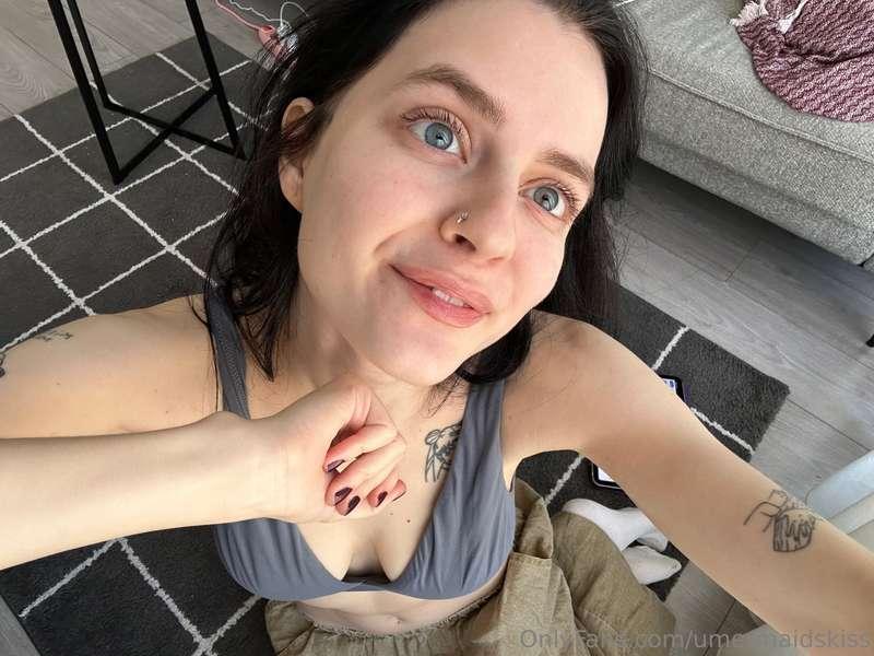 🥰sharing good cheer🥰