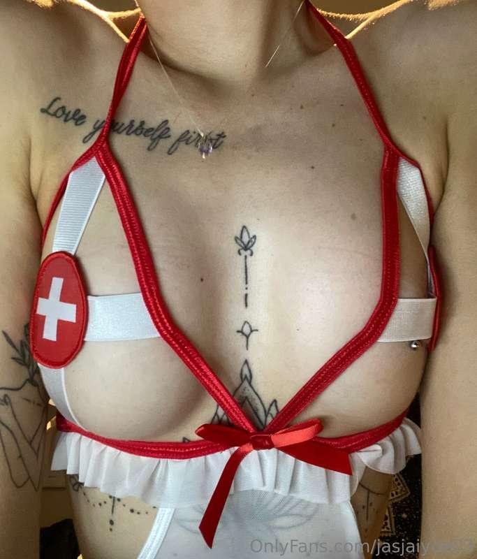 Do u want to see my little outfit I put on for you🤭