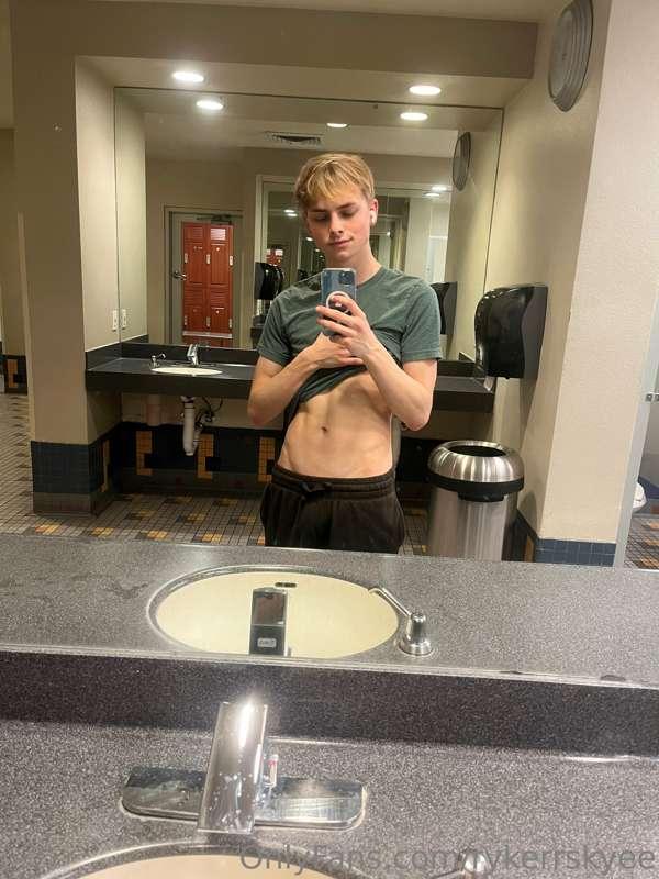 Just worked out 😁