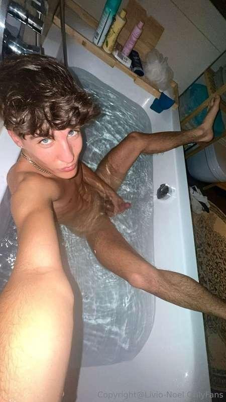 Give me a smile😄……..by saying „yess“❤️Hast du mein neues Vid..