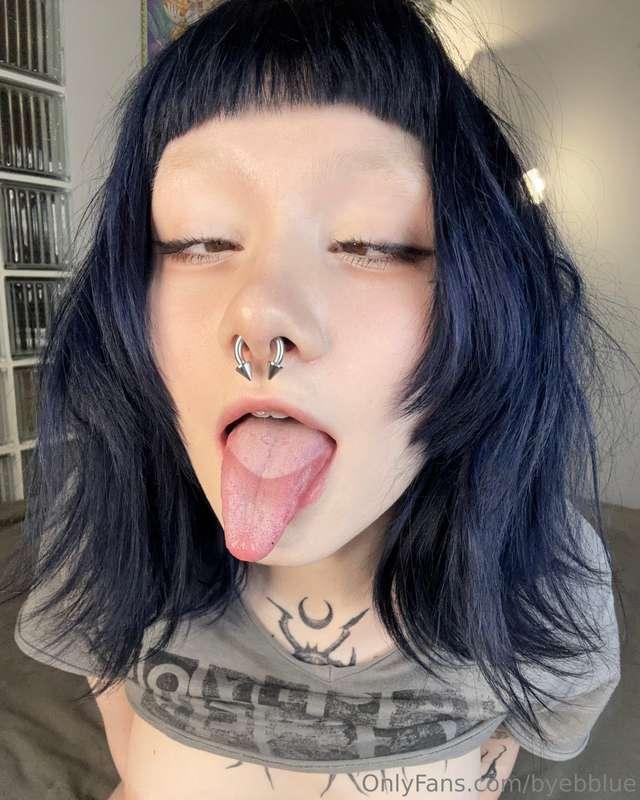 byebblue image #0