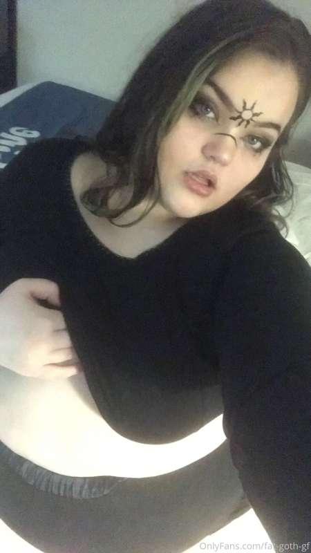 This one is old, a little tummy for y’all