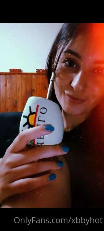 Buenos días bebéeeeeee , tomas un mate conmigo? 😈❤️