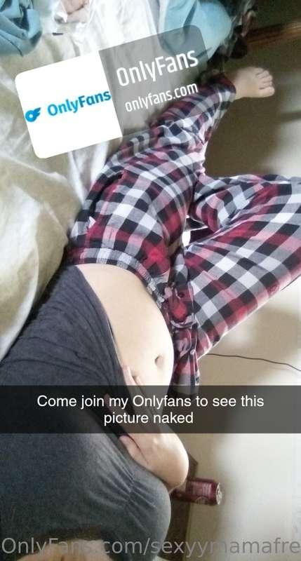 Come join me daddy 😘  https://onlyfans.com/sexymamamain