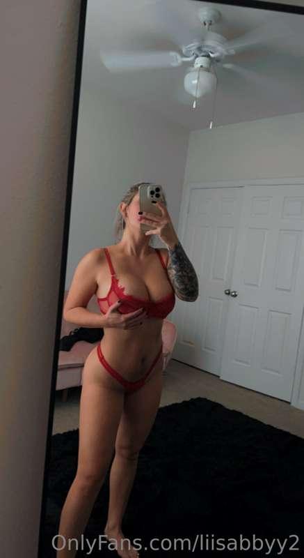It’s titty tuesdayyyy. You know where to see it all uncensor..