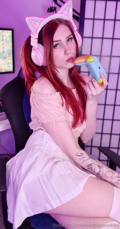 My main page has a discount right now!!! @lewdpogomi body pa..