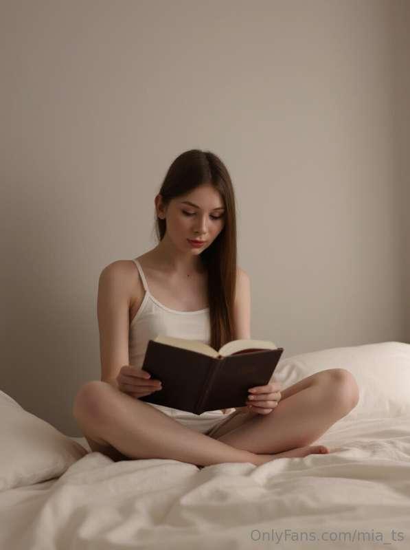 I love reading books 📖💫It's like a portal to another world....