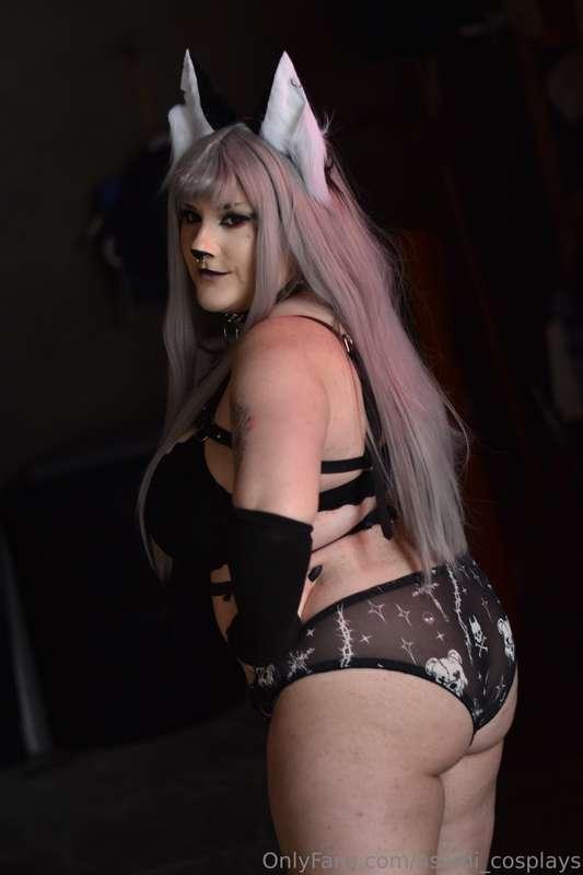 on repart sur d'anciennes photos avec Loona 