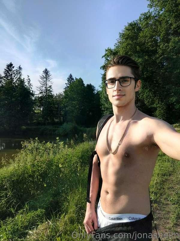 Baby, is it just me or are you just shy to write to me?💦😋