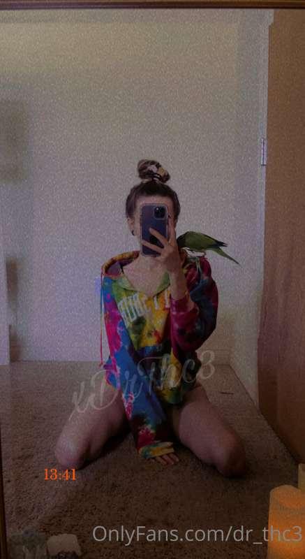 Selfies ft. Avocado is the best 🦜🤍