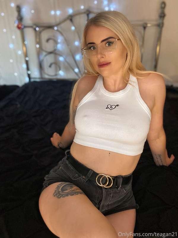 Hope this is perking up your Monday morning 😘