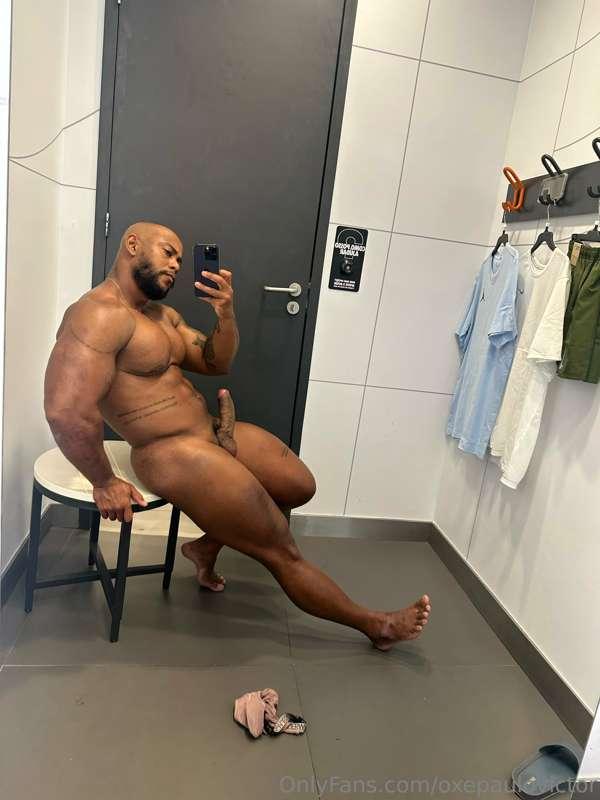 all yours, come satisfy me with pleasure and make me cum, I'..