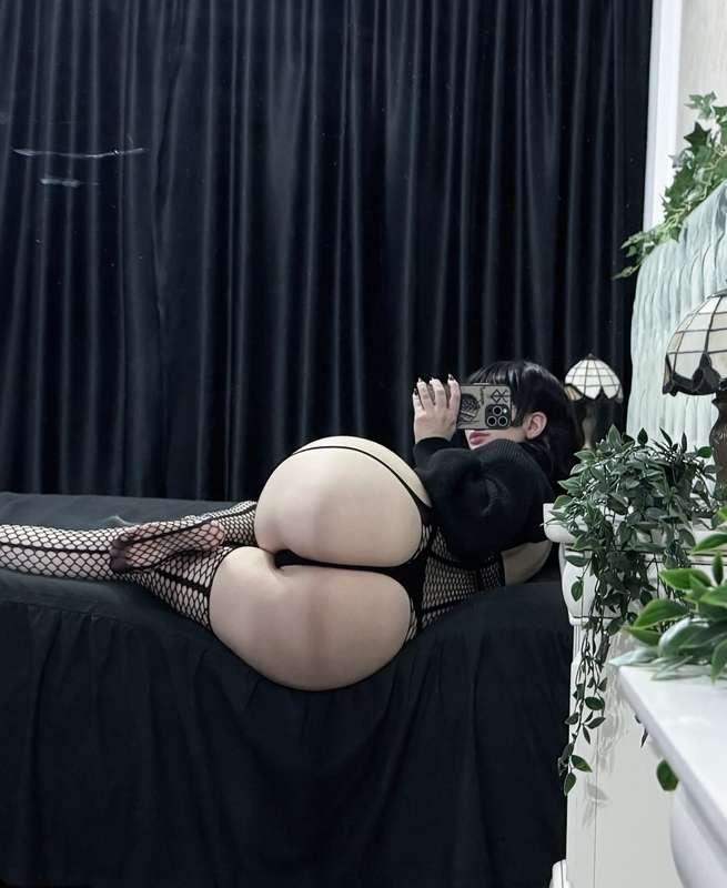 GOd I LOVE FAT BOOTY FRIDAY😮‍💨😮‍💨😮‍💨(PS. yet another treat f..