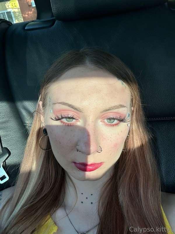 Get lost in my eyes
