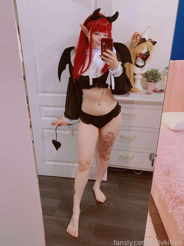 lilslvkitten image #0