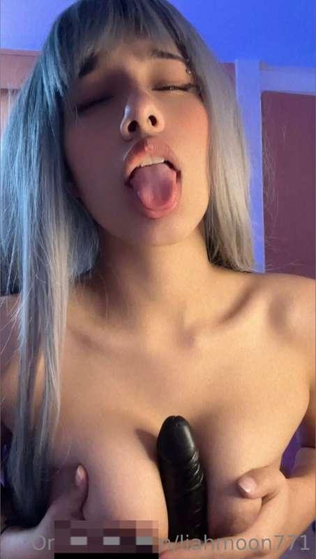 WET PUSSY ALERT! 🚨 Watch me RUB my CLIT til I SCREAM 😈
