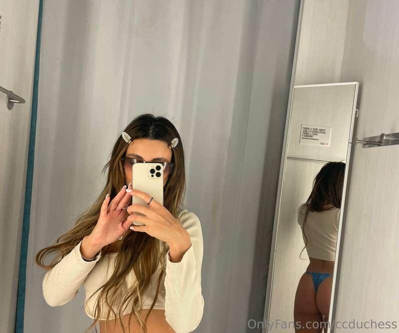 Hello my sweet subscribers 👋 😉 🫶🏽 🍑