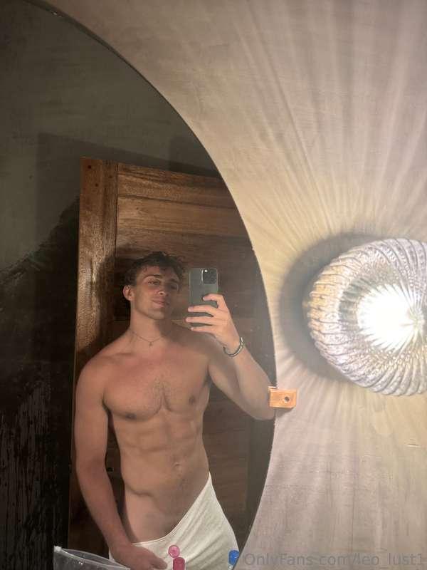leo_lust1 image #1